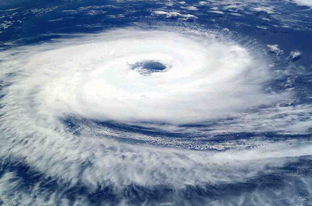 台風の画像